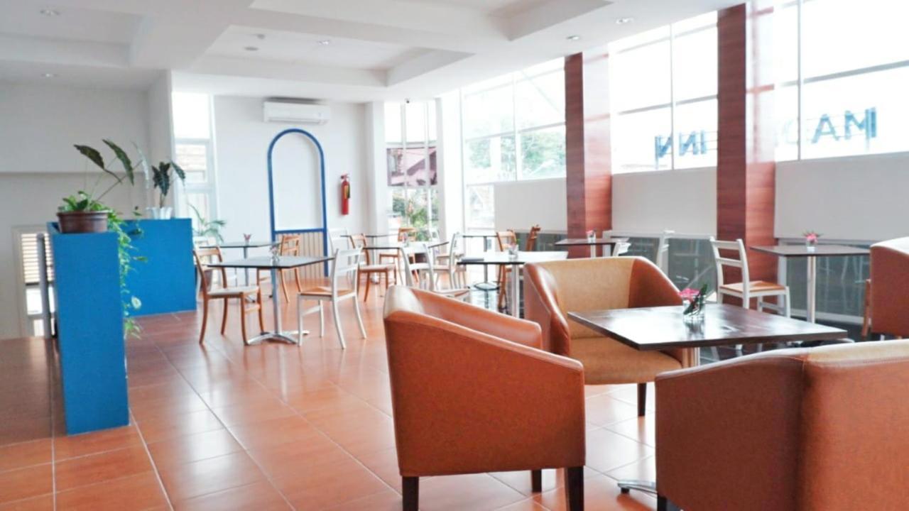 Madina Inn يوغياكارتا المظهر الخارجي الصورة